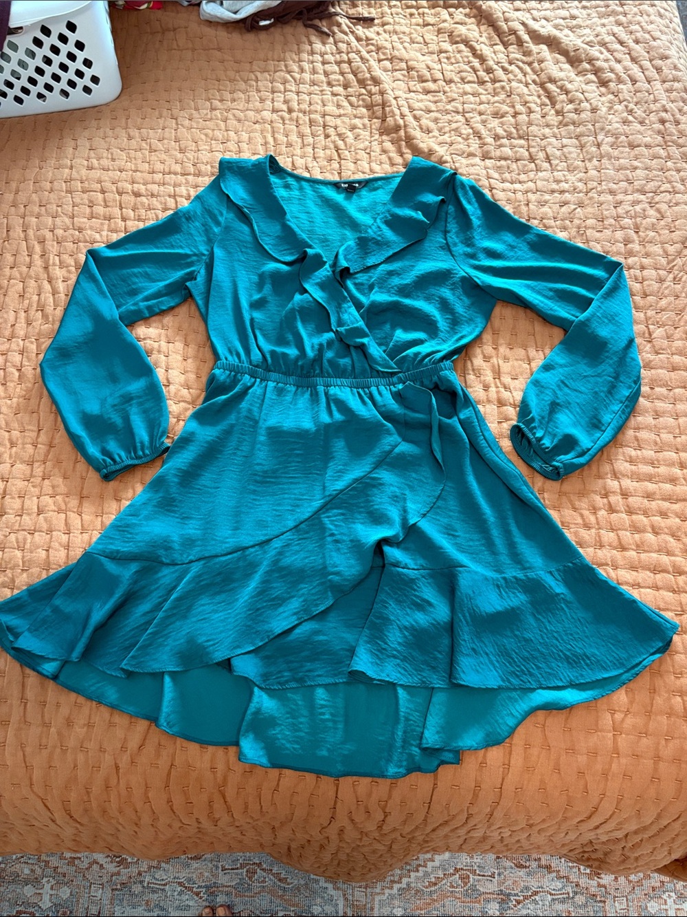 Express Green Ruffle Wrap Dress